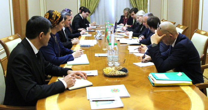  Negotiations at the Ministry of Foreign Affairs of Turkmenistan with the European Commissioner for International Partnership