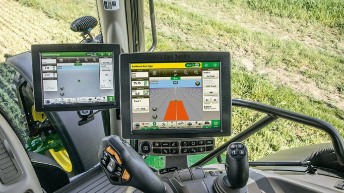  До конца года John Deere поставит в Туркменистан две партии техники с телематической системой