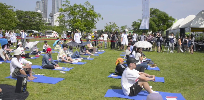  A championship in doing nothing was held in Japan