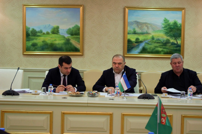  Руководители железнодорожных ведомств Туркменистана и Узбекистана провели переговоры