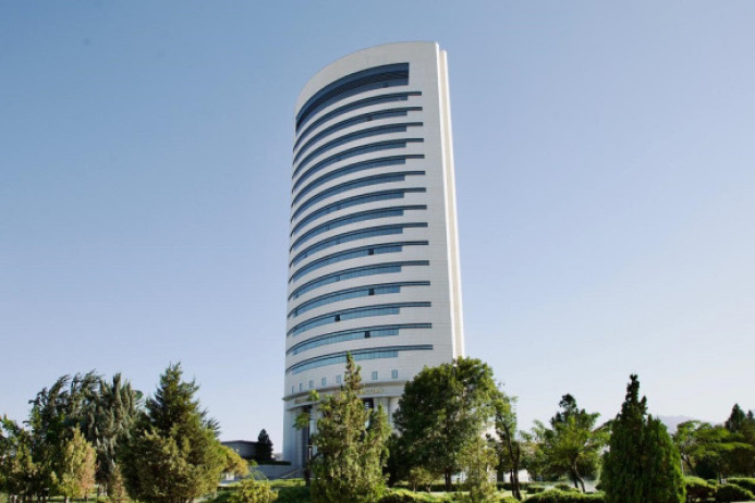  Trades at the SCRMT: products of "Turkmennebit" and "Turkmenhimiya" in demand