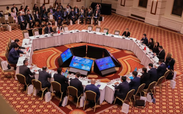  Türkmenistan sebitde howa gatnawyny giňeltmek boýunça gepleşiklere gatnaşýar