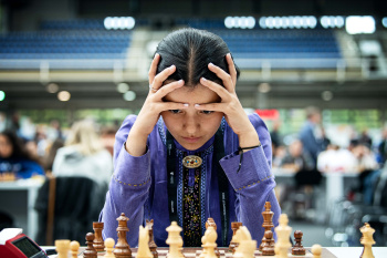 Turkmen chess players improve their positions at the World Olympiad in Hungary