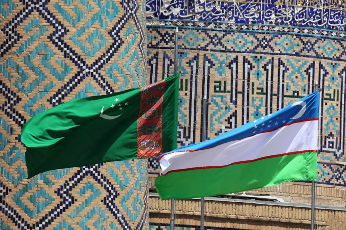  Узбекистан готовится широко отметить 300-летие Махтумкули Фраги